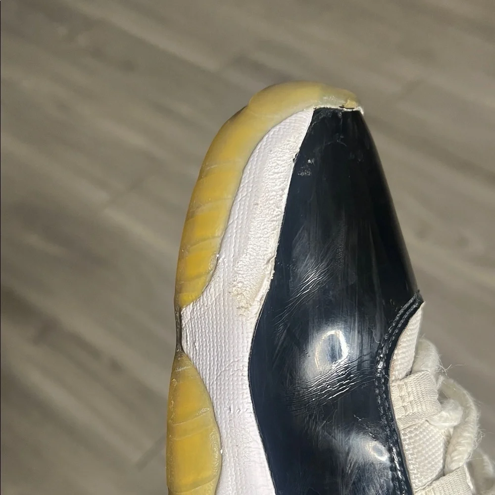 Air Jordan 11 Retro Concord men (10)